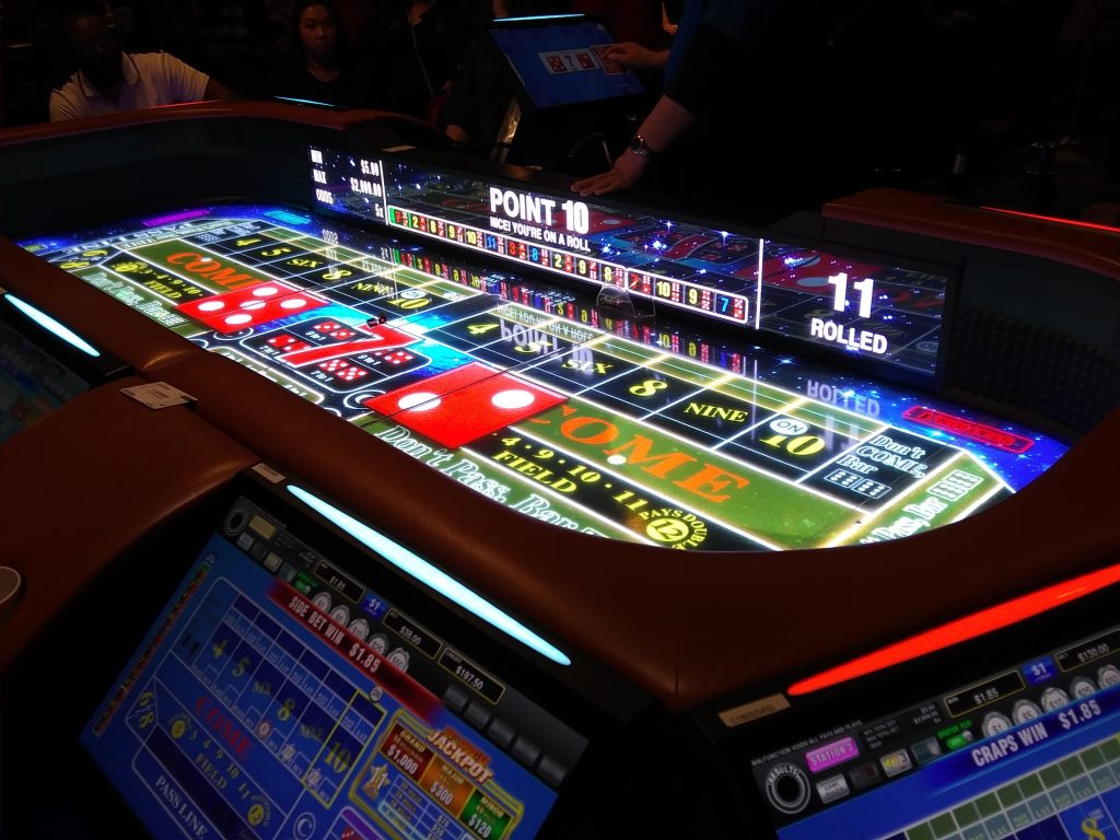 Harrah's Cherokee • NC • Table Games • Slots • Live Poker